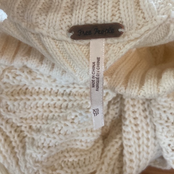 Free People cream Half Moon Bay knit pullover size xs - Picture 8 of 11